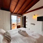 Delfines - Adults Only * Agulo