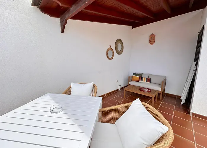 Delfines - Adults Only *